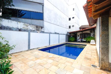 Casa à venda com 512m², 8 quartos e 3 vagasPiscina