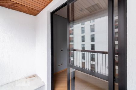Varanda da Sala de apartamento para alugar com 2 quartos, 52m² em Vila Nova Conceição, São Paulo