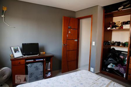 Casa à venda com 250m², 3 quartos e 3 vagasSuíte 3