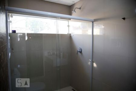 Banheiro da Suíte 1 de casa à venda com 3 quartos, 250m² em Vila Paulo Silas, São Paulo