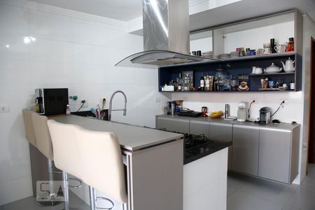 Casa à venda com 250m², 3 quartos e 3 vagasCozinha