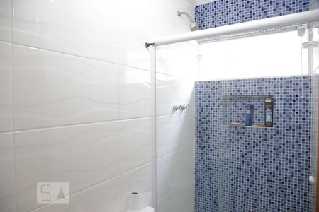 Casa à venda com 250m², 3 quartos e 3 vagasBanheiro da Suíte 2