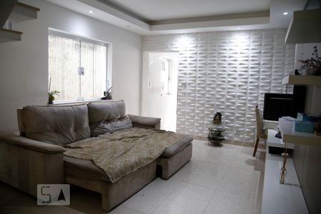 Sala de Estar de casa à venda com 3 quartos, 250m² em Vila Paulo Silas, São Paulo