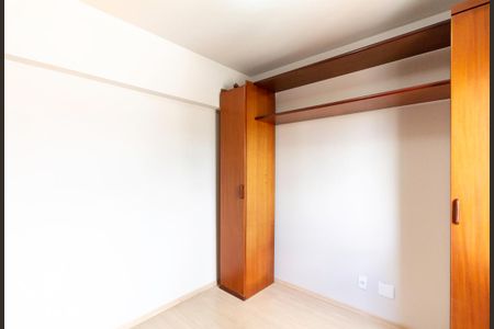 Apartamento à venda com 63m², 2 quartos e 2 vagasQuarto 2