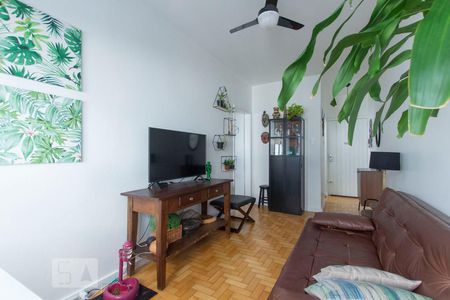 Apartamento à venda com 48m², 1 quarto e sem vagaSala