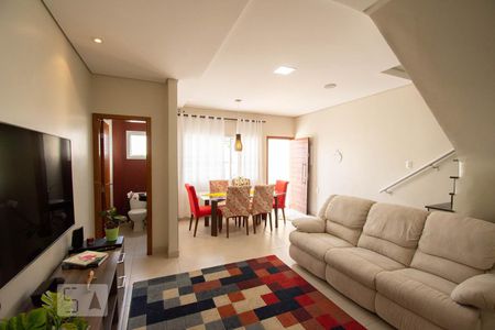 Casa para alugar com 107m², 3 quartos e 2 vagas Casa para alugar com 107m², 3 quartos e 2 vagasSala