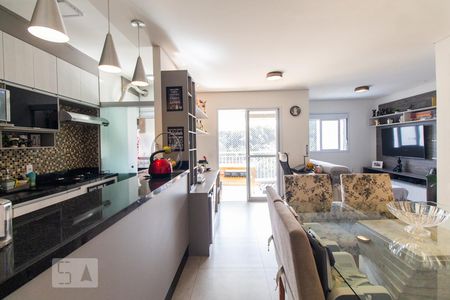 Apartamento à venda com 74m², 2 quartos e 2 vagasSala