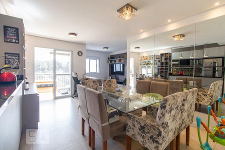 Apartamento à venda com 74m², 2 quartos e 2 vagasSala