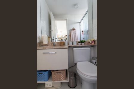 Banheiro de apartamento à venda com 2 quartos, 74m² em Vila Prudente, São Paulo