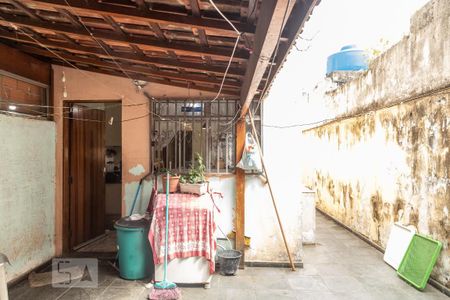 Casa à venda com 160m², 3 quartos e 4 vagasQuintal