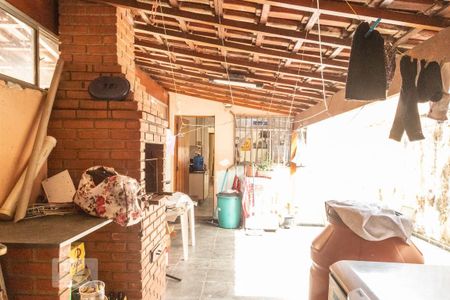 Casa à venda com 160m², 3 quartos e 4 vagasChurrasqueira