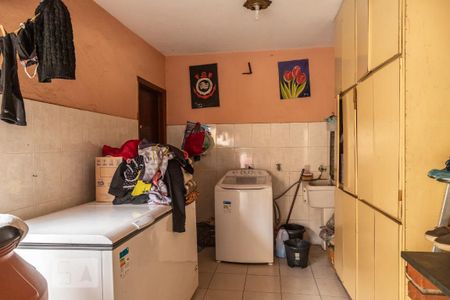 Casa à venda com 160m², 3 quartos e 4 vagasÁrea de Serviço