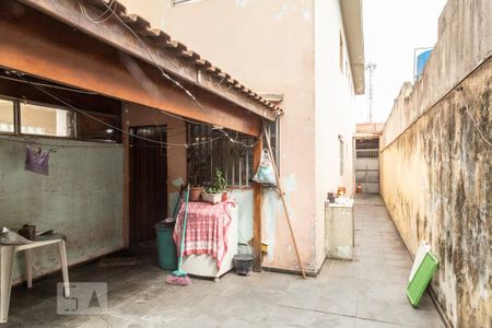 Casa à venda com 160m², 3 quartos e 4 vagasQuintal