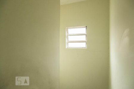 Casa à venda com 160m², 3 quartos e 4 vagasEscada