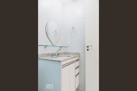 Apartamento à venda com 66m², 2 quartos e 2 vagas Apartamento à venda com 66m², 2 quartos e 2 vagasBanheiro Social