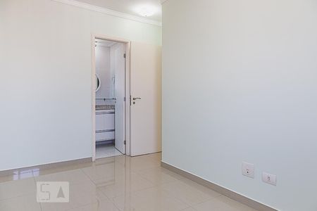 Apartamento à venda com 66m², 2 quartos e 2 vagas Apartamento à venda com 66m², 2 quartos e 2 vagasSuíte
