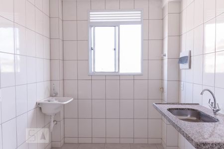 Cozinha de apartamento à venda com 2 quartos, 50m² em Jardim América, Belo Horizonte