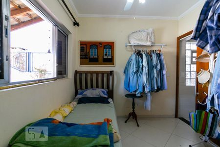 Casa à venda com 610m², 5 quartos e 6 vagasQuarto de serviço