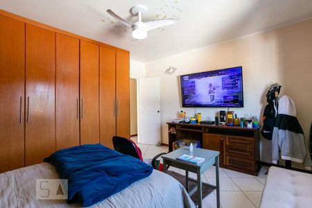 Casa à venda com 610m², 5 quartos e 6 vagasQuarto 1