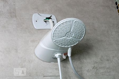 Casa à venda com 610m², 5 quartos e 6 vagasBanheiro da suíte 3