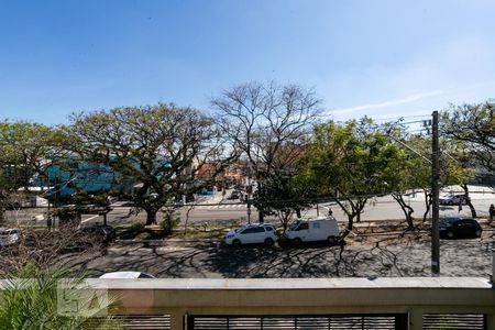 Casa à venda com 610m², 5 quartos e 6 vagasVista da varanda das suítes 2 e 3