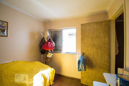 Casa à venda com 240m², 3 quartos e 1 vagaQuarto 1