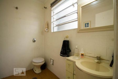 Casa à venda com 240m², 3 quartos e 1 vagaLavabo