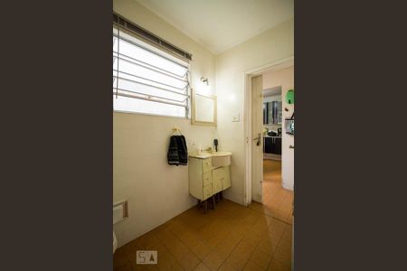 Casa à venda com 240m², 3 quartos e 1 vagaLavabo