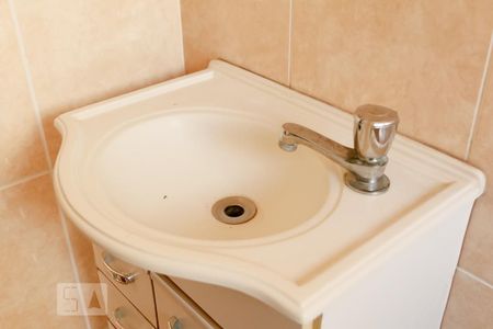 Casa à venda com 300m², 4 quartos e 7 vagasBanheiro Suíte 4