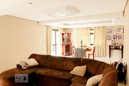 Sala de casa à venda com 4 quartos, 300m² em Vila do Castelo, São Paulo