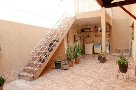 Casa à venda com 300m², 4 quartos e 7 vagasQuintal