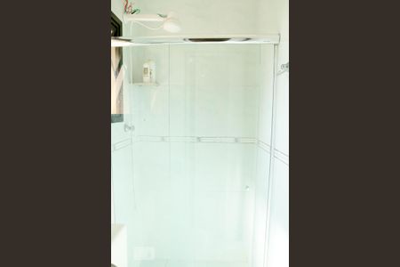 Casa à venda com 300m², 4 quartos e 7 vagasBanheiro Suíte 3