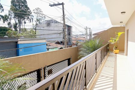 Sacada de casa à venda com 4 quartos, 300m² em Vila do Castelo, São Paulo