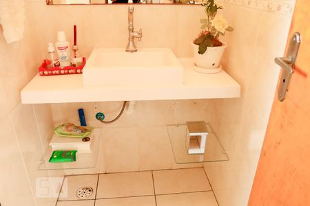 Casa à venda com 300m², 4 quartos e 7 vagasLavabo