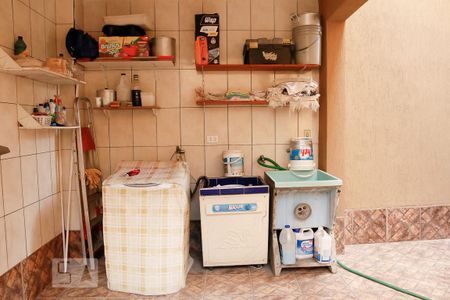 Casa à venda com 300m², 4 quartos e 7 vagasLavanderia