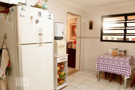 Casa à venda com 300m², 4 quartos e 7 vagasCozinha