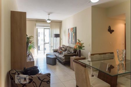 Sala  de Apartamento com 2 quartos, 80m² Vila Isabel