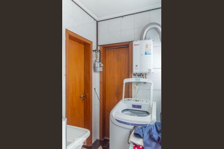 Apartamento à venda com 127m², 3 quartos e 1 vagaÁrea de Serviço