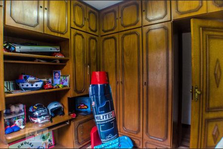 Casa à venda com 149m², 3 quartos e 4 vagasQuarto 2