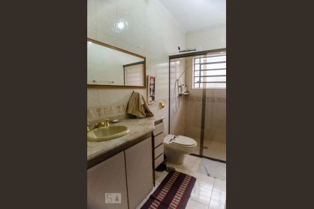 Casa à venda com 149m², 3 quartos e 4 vagasBanheiro do Corredor