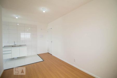 Sala de apartamento para alugar com 2 quartos, 40m² em Jardim Santa Emília, São Paulo