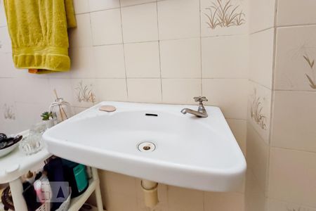 Casa à venda com 260m², 6 quartos e 2 vagasBanheiro Social