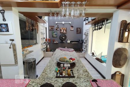 Casa à venda com 400m², 4 quartos e 2 vagasCozinha 2