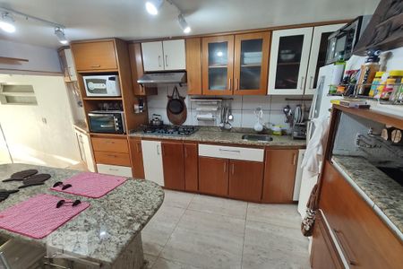 Casa à venda com 400m², 4 quartos e 2 vagasCozinha 2
