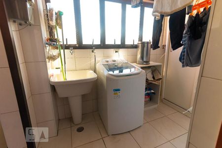 Apartamento à venda com 146m², 4 quartos e 3 vagasArea de serviço