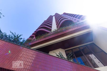 Apartamento à venda com 146m², 4 quartos e 3 vagasFachada