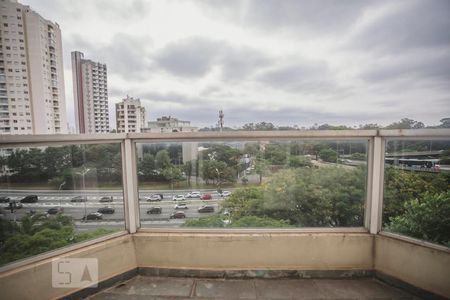 Apartamento para alugar com 46m², 1 quarto e 1 vagaVaranda