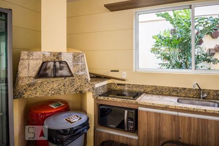 Apartamento à venda com 140m², 3 quartos e 2 vagas Apartamento à venda com 140m², 3 quartos e 2 vagasÁrea comum - Churrasqueira