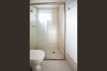 Apartamento à venda com 140m², 3 quartos e 2 vagas Apartamento à venda com 140m², 3 quartos e 2 vagasBanheiro da Suíte 3