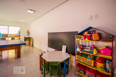 Apartamento à venda com 140m², 3 quartos e 2 vagas Apartamento à venda com 140m², 3 quartos e 2 vagasSalão de jogos